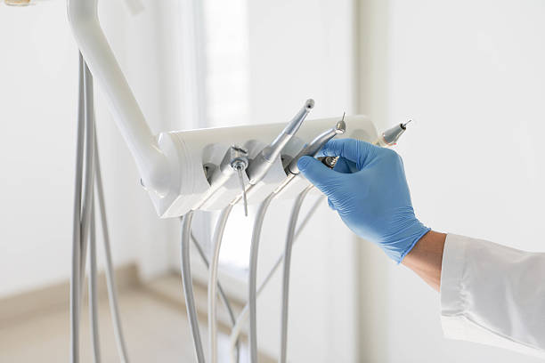 24/7 Emergency Teeth Cleaning And Checkup experts in Haverhill, MA